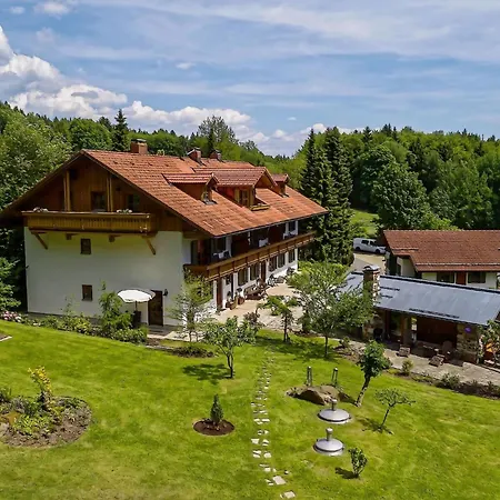 Apartment Almberg Mit Suedbalkon