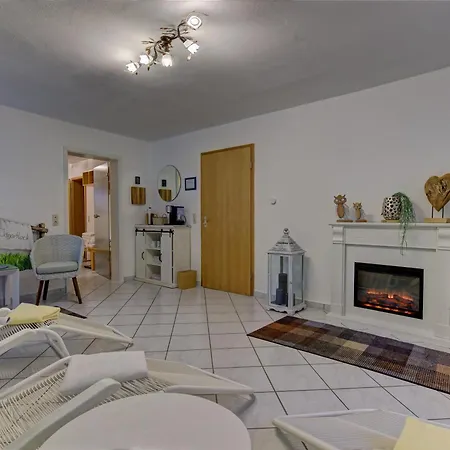 Almberg Apartment *